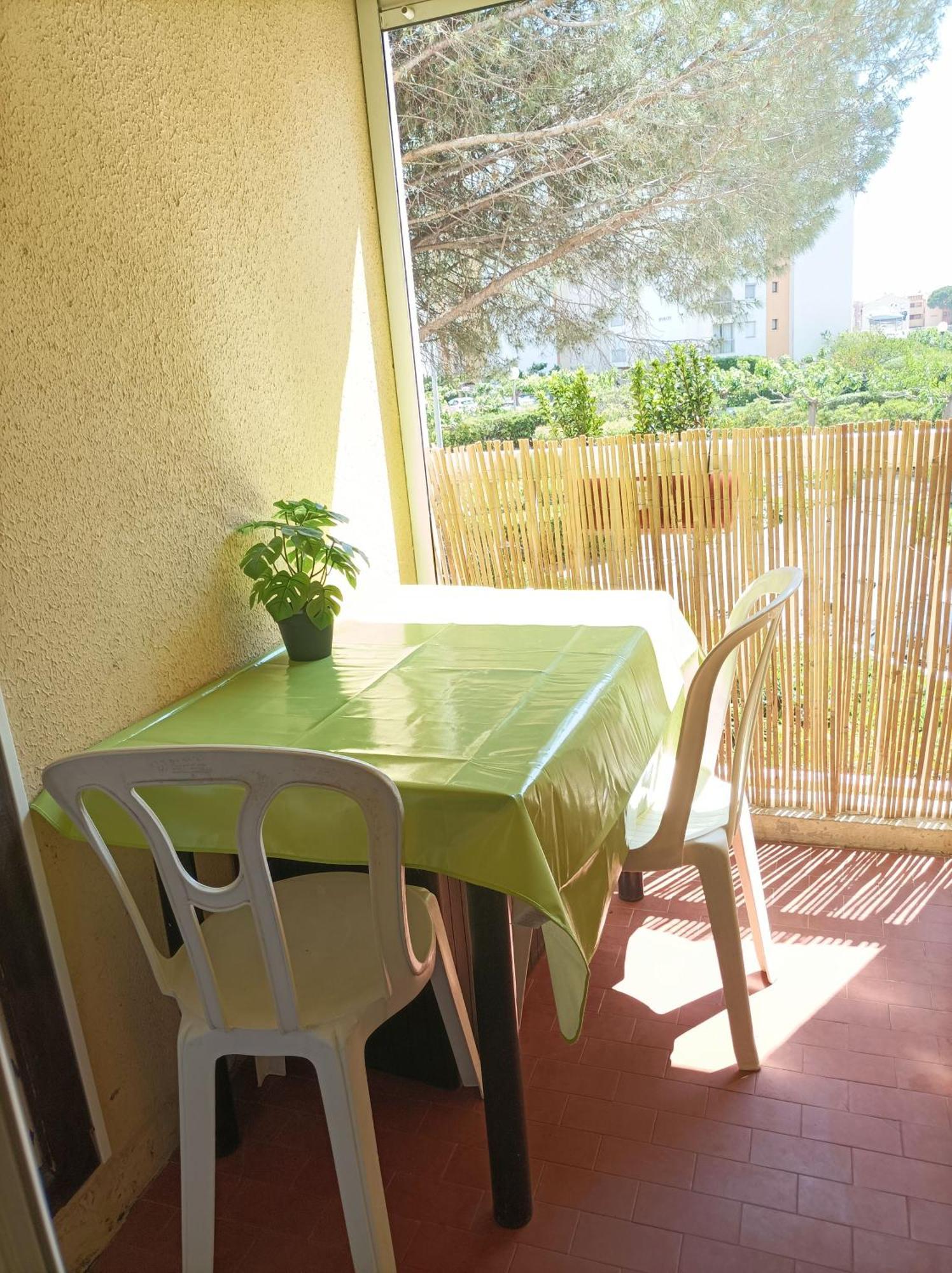 Studio Port De Plaisance Mauguio Bagian luar foto